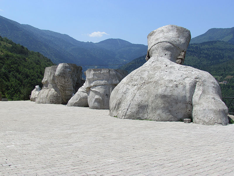 Atatürk Heykeli